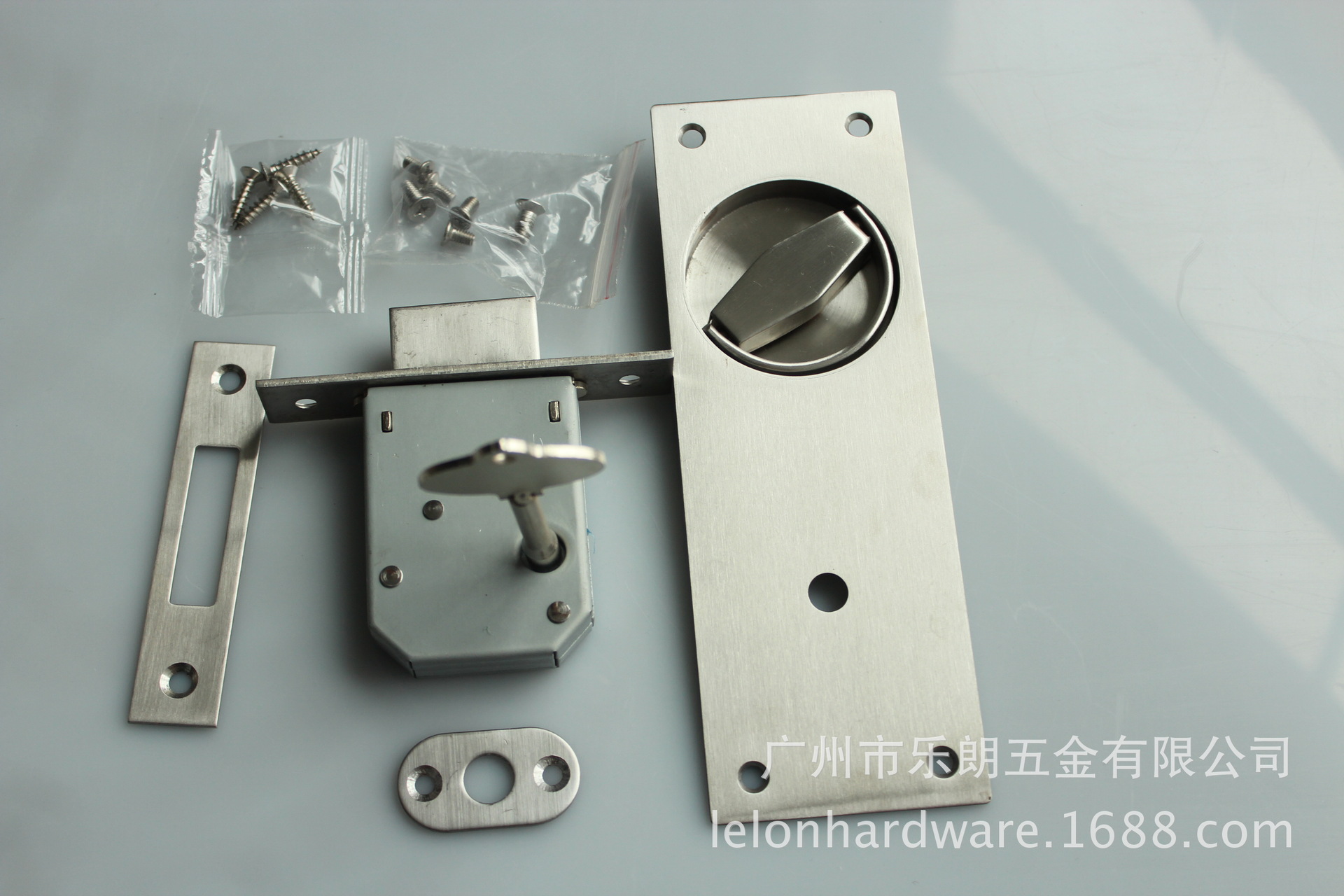 水蜜桃视频污在线观看蜜桃成人免费视频RDA-34 方形面板(圆孔）