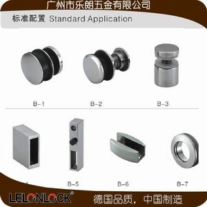 淋浴房蜜桃成人免费视频